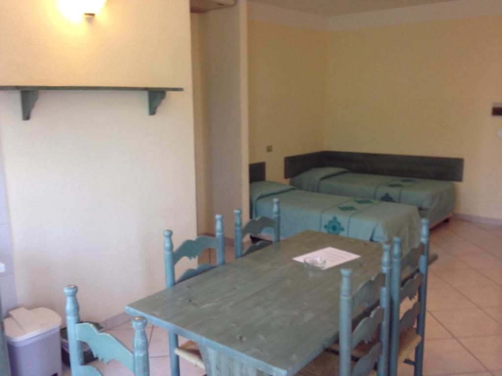 Residence Marina Palace Orosei Δωμάτιο φωτογραφία