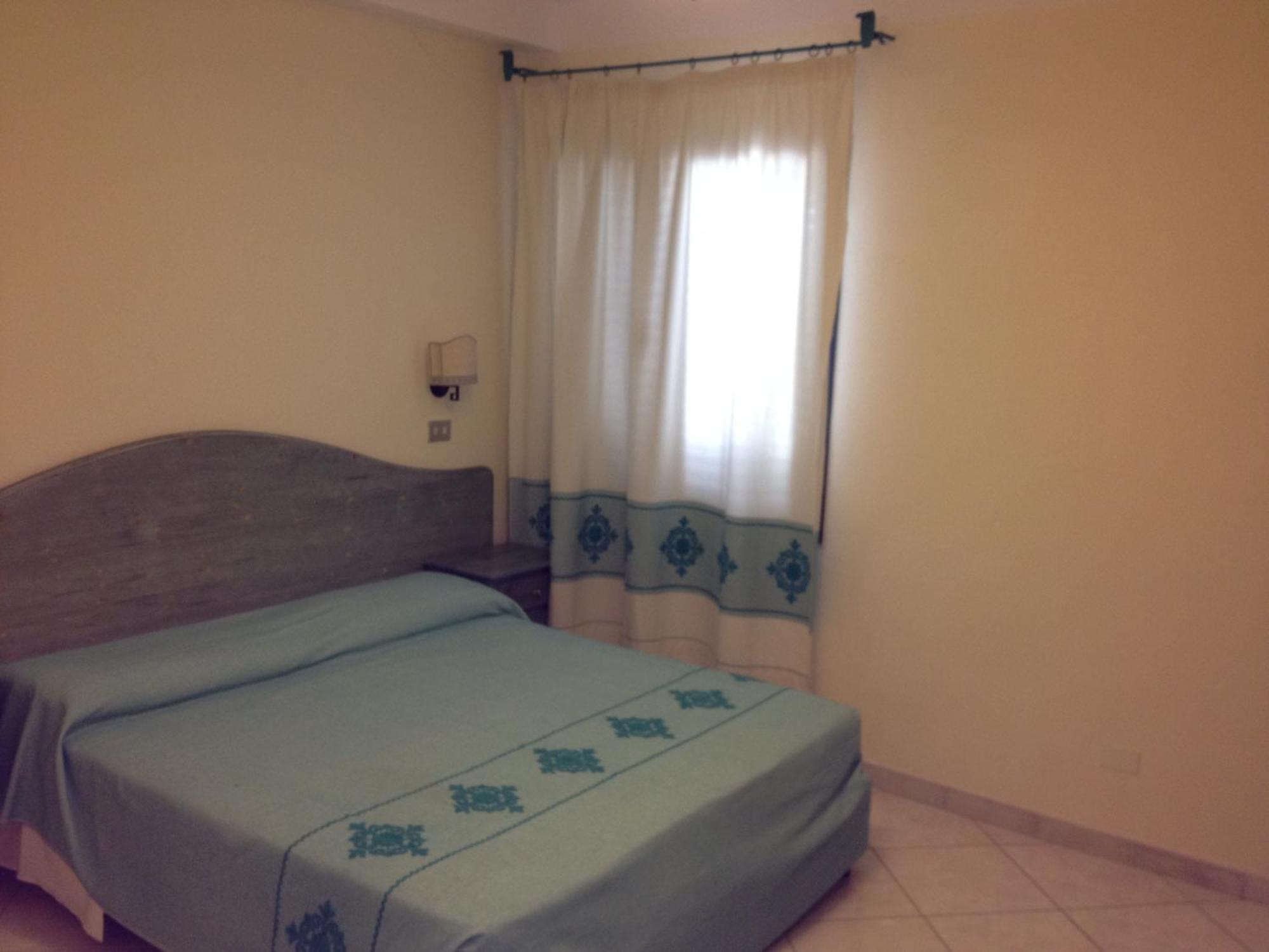 Residence Marina Palace Orosei Εξωτερικό φωτογραφία