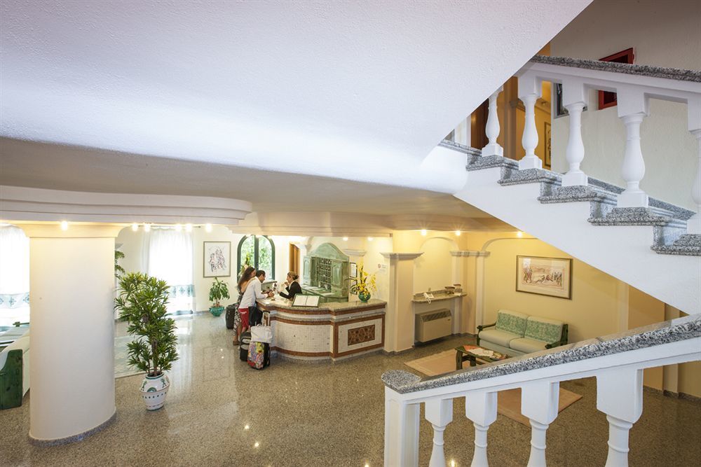 Residence Marina Palace Orosei Εξωτερικό φωτογραφία